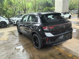 Volkswagen T ROC 300TSI Starlight R line full