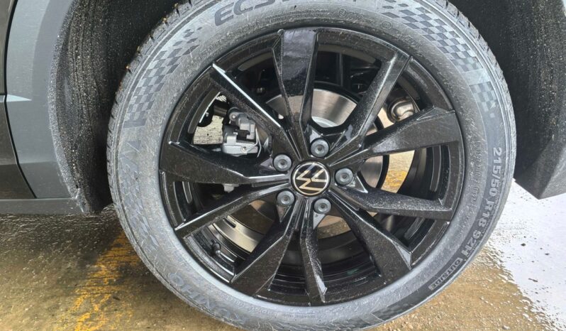 Volkswagen T ROC 300TSI Starlight R line full